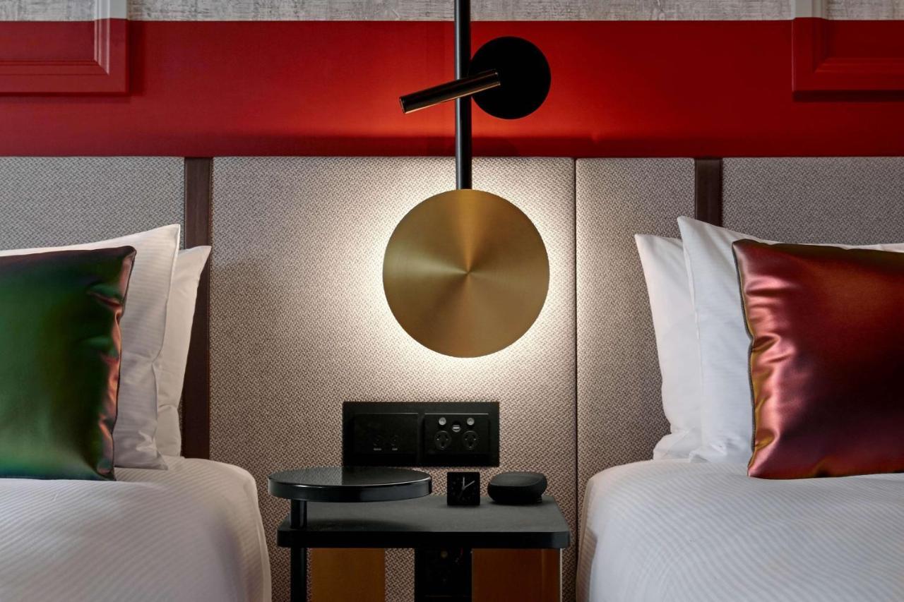 Qt Auckland Hotel Bagian luar foto A room at the hotel