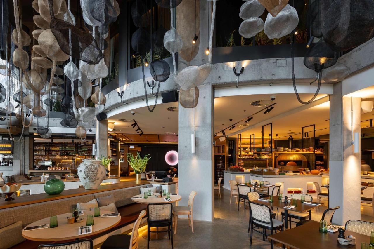 Qt Auckland Hotel Bagian luar foto Interior of the restaurant