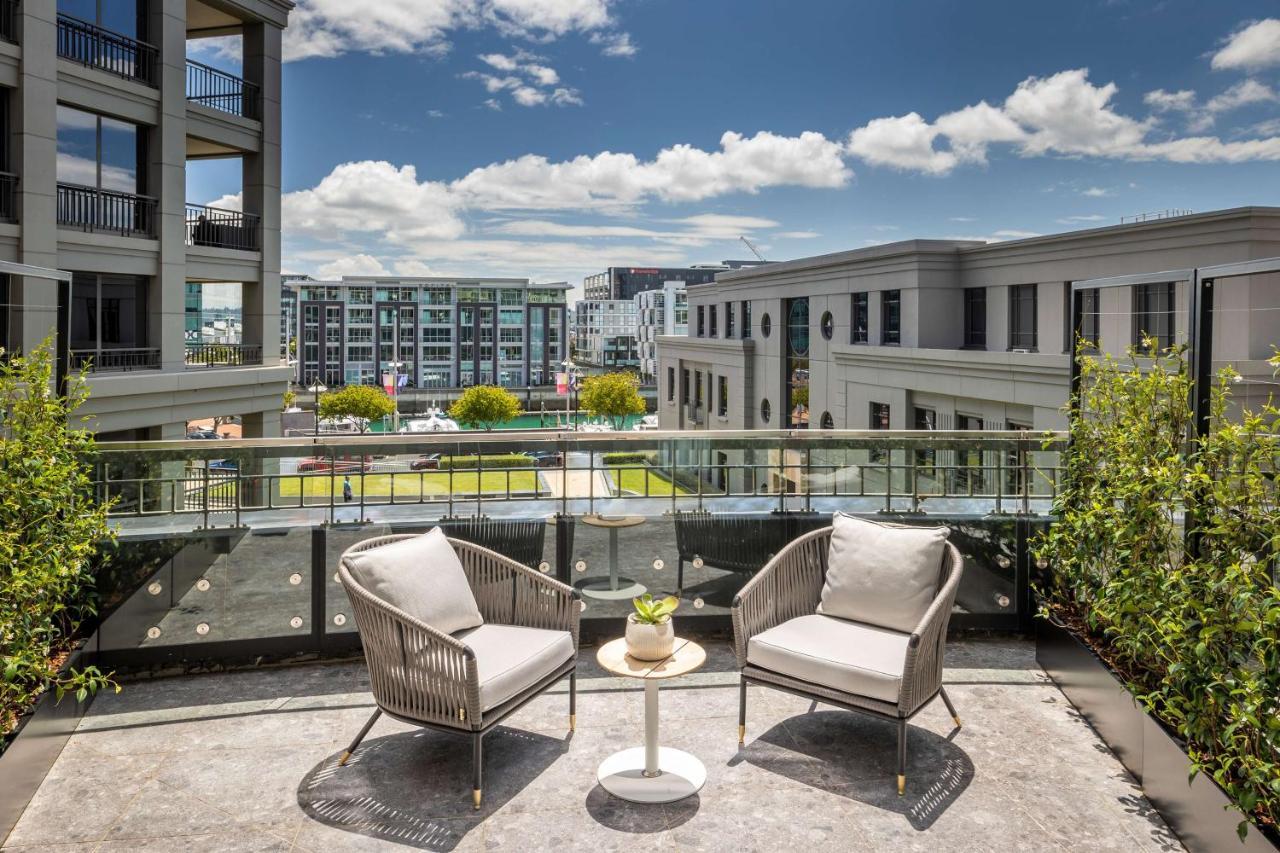 Qt Auckland Hotel Bagian luar foto The Park