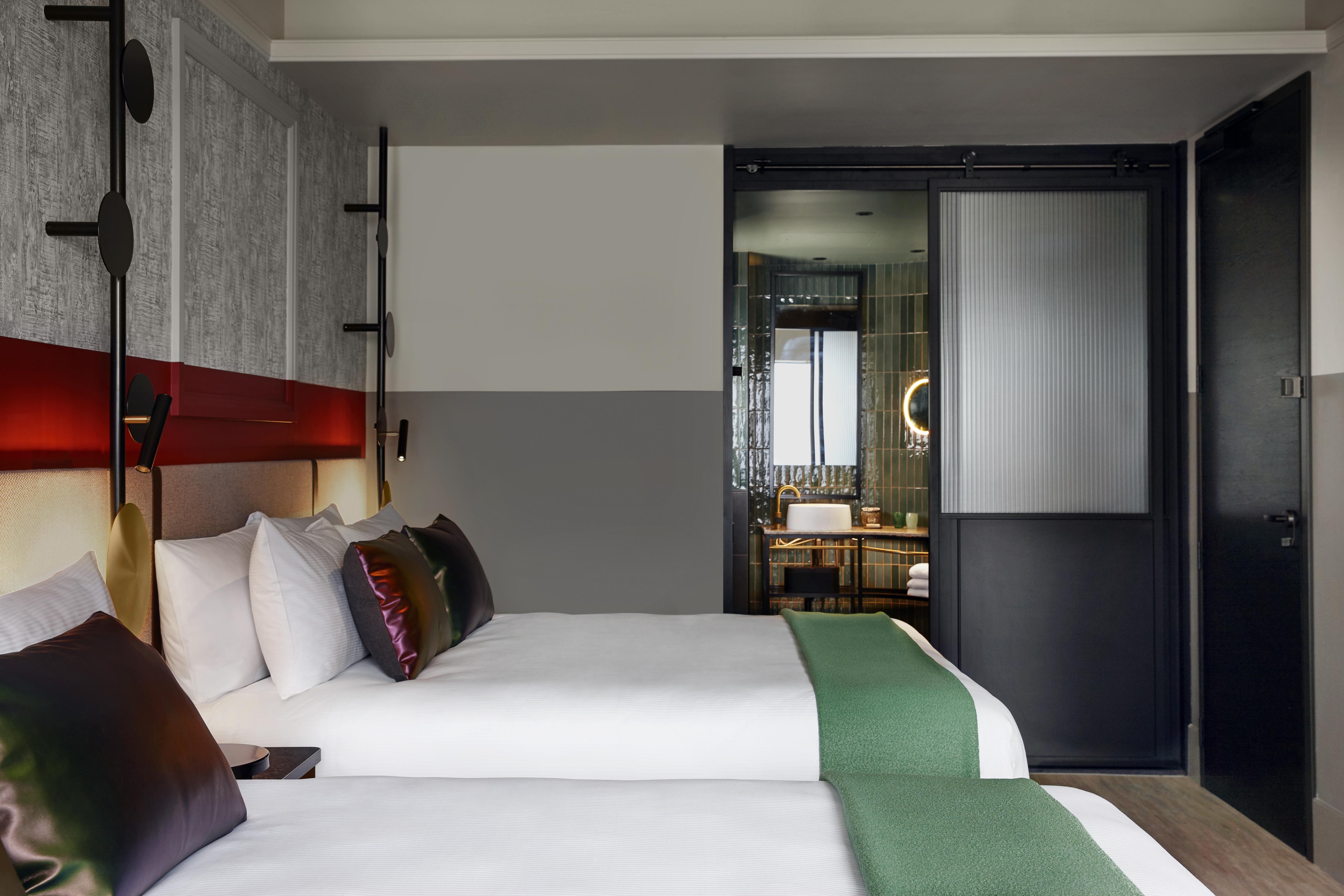 Qt Auckland Hotel Bagian luar foto Deluxe room