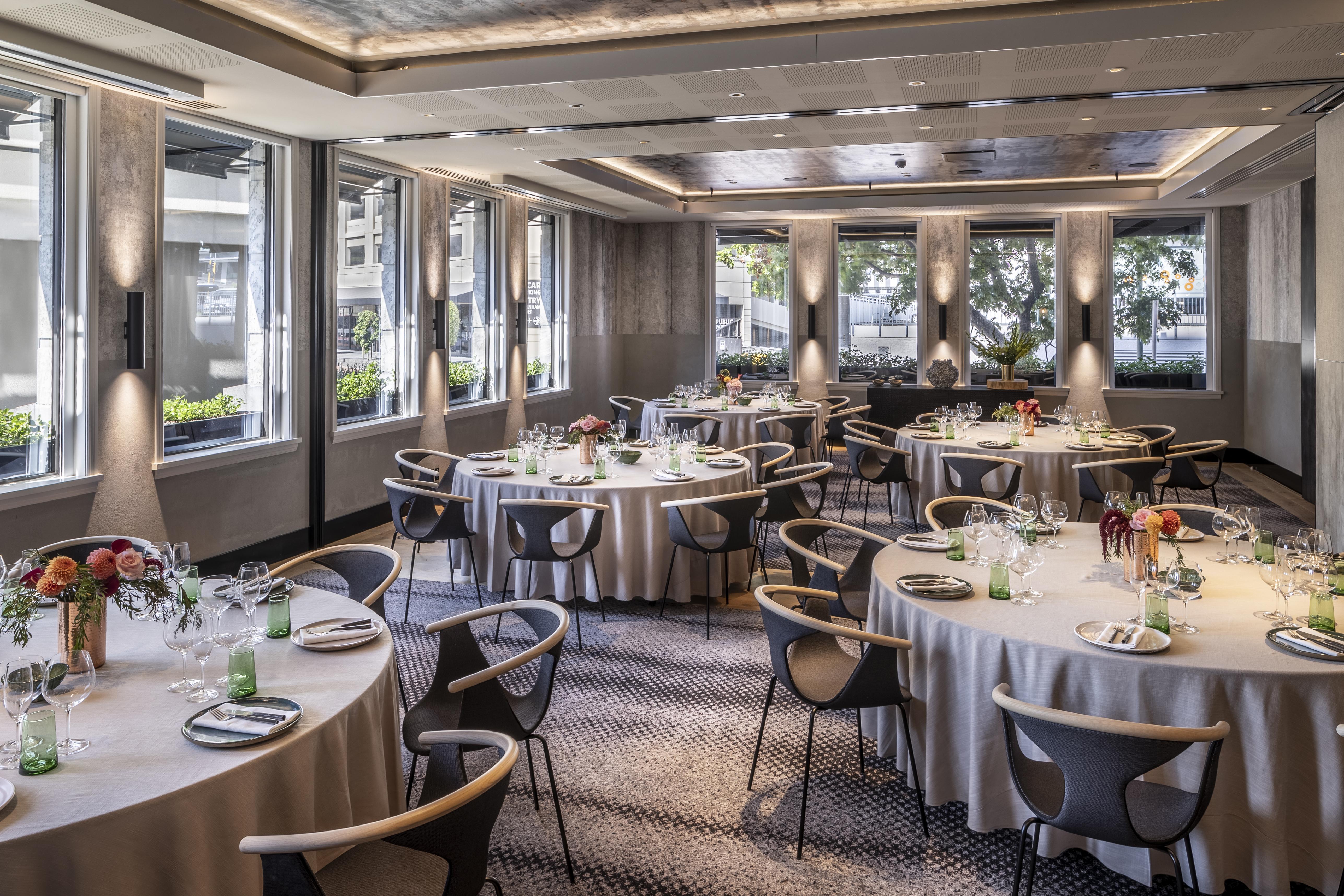 Qt Auckland Hotel Bagian luar foto The River Room