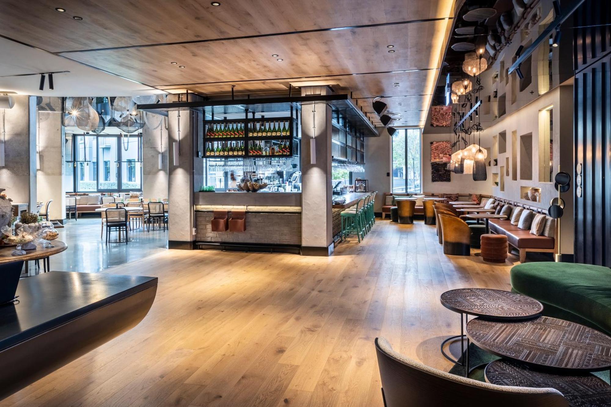 Qt Auckland Hotel Bagian luar foto The Kitchen